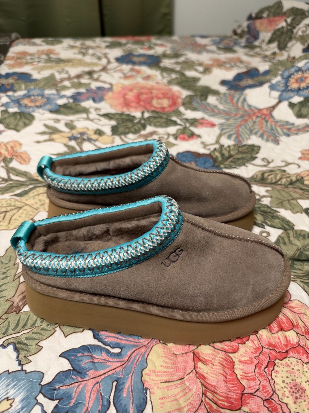 UGG Women's Tasman Slipper in Gray with Turquoise Trim
